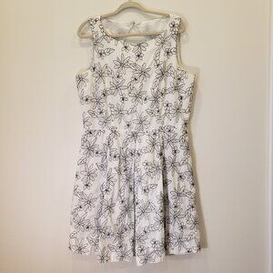 Danny & Nicole Fit and Flare Pleated Cotton Floral Stitched Dress Size 18